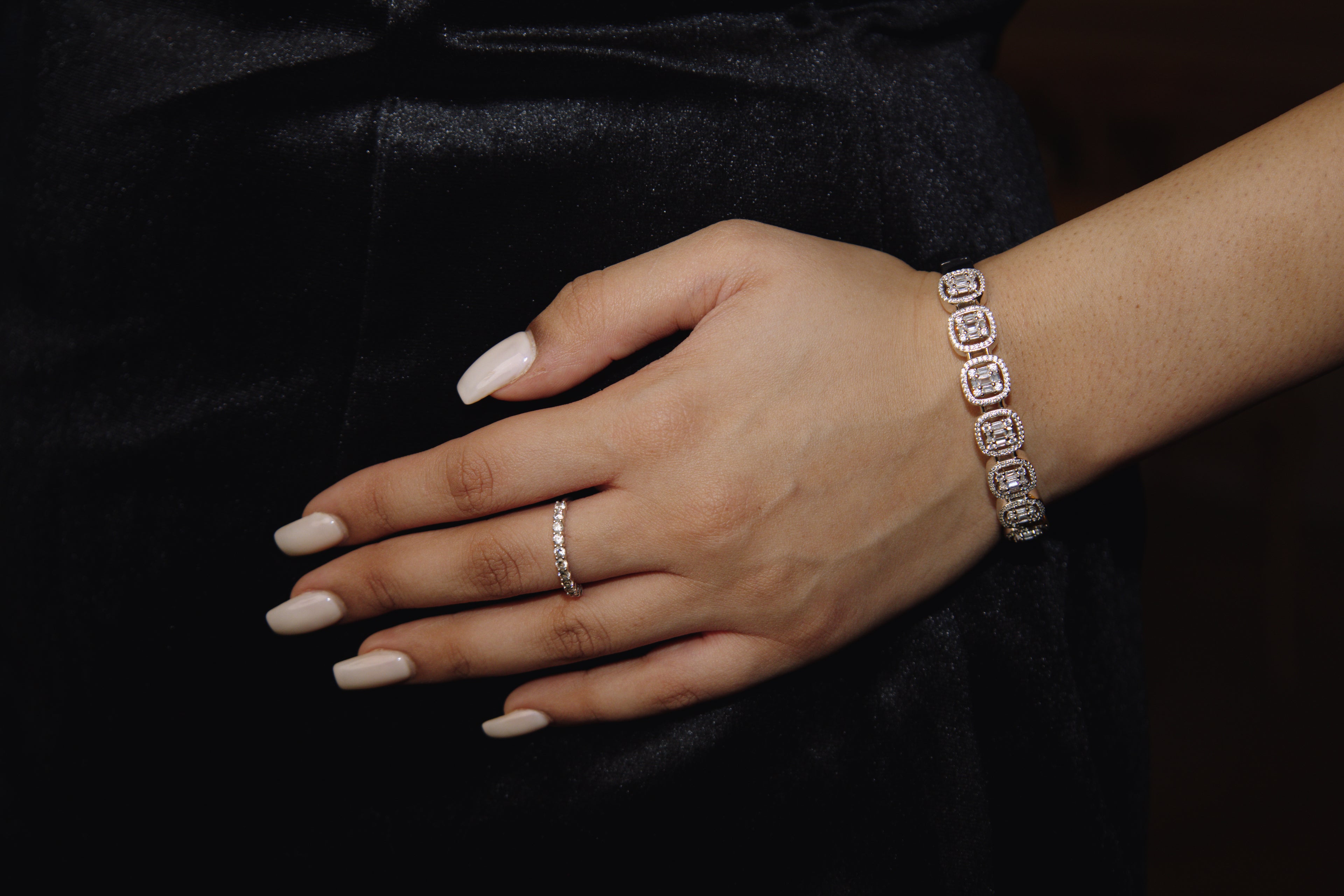Baguette & Round Halo Bangle